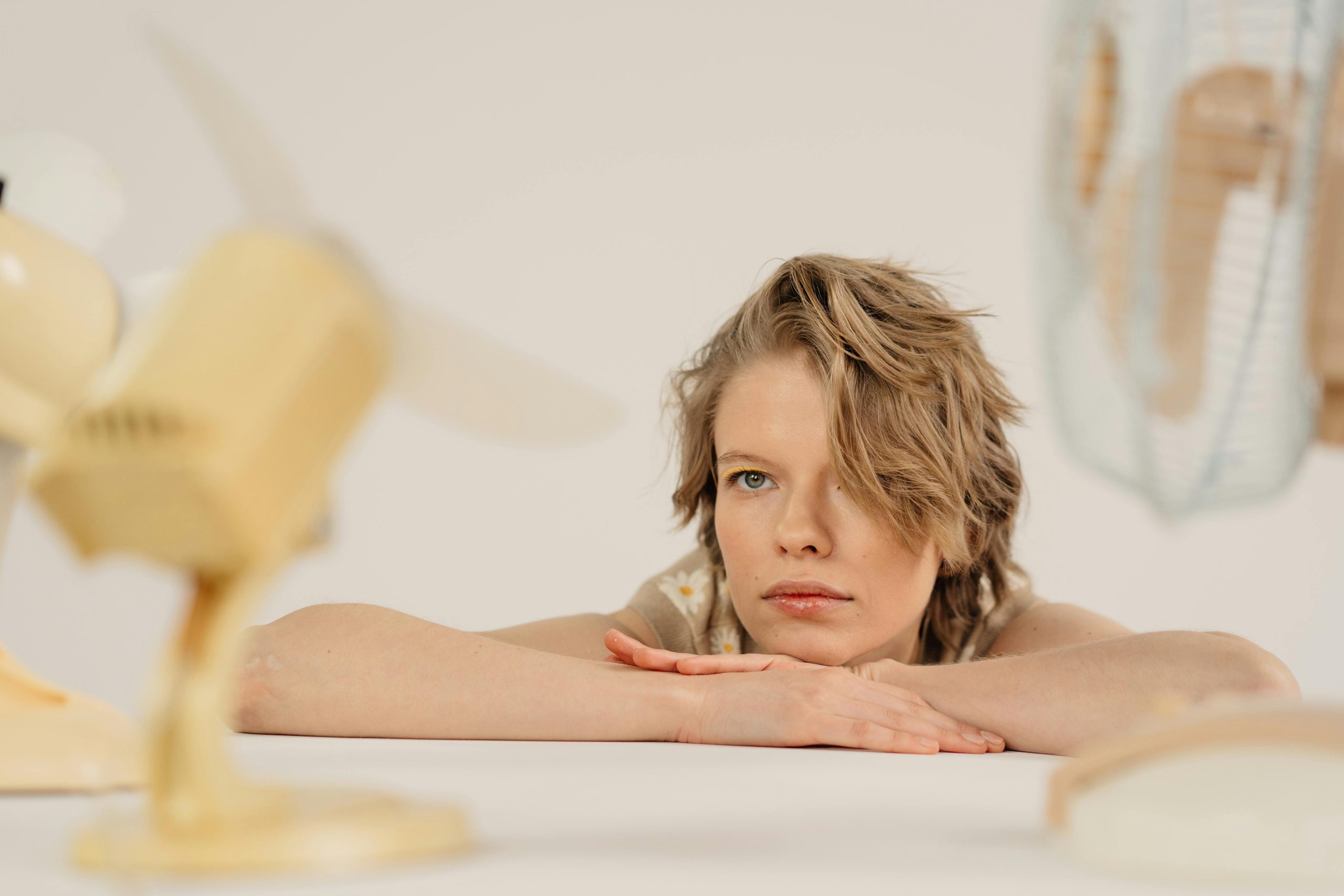 how to circulate air in a room